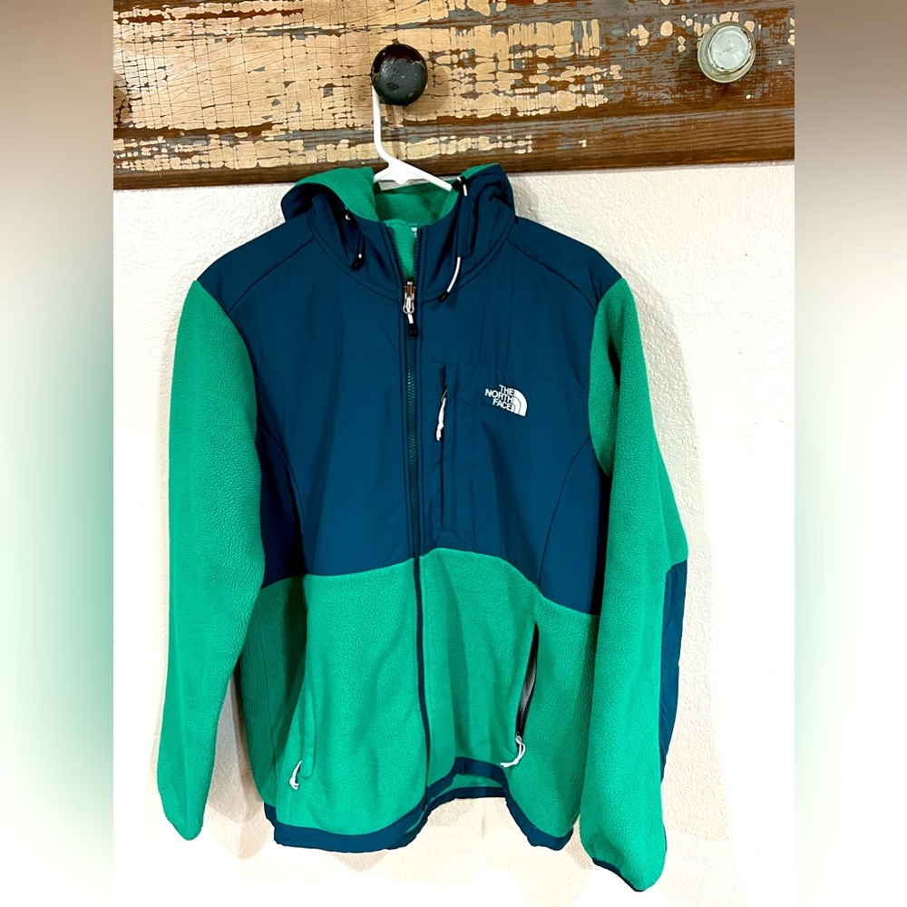 Women’s North Face Polartec Hooded Fleece Jacket